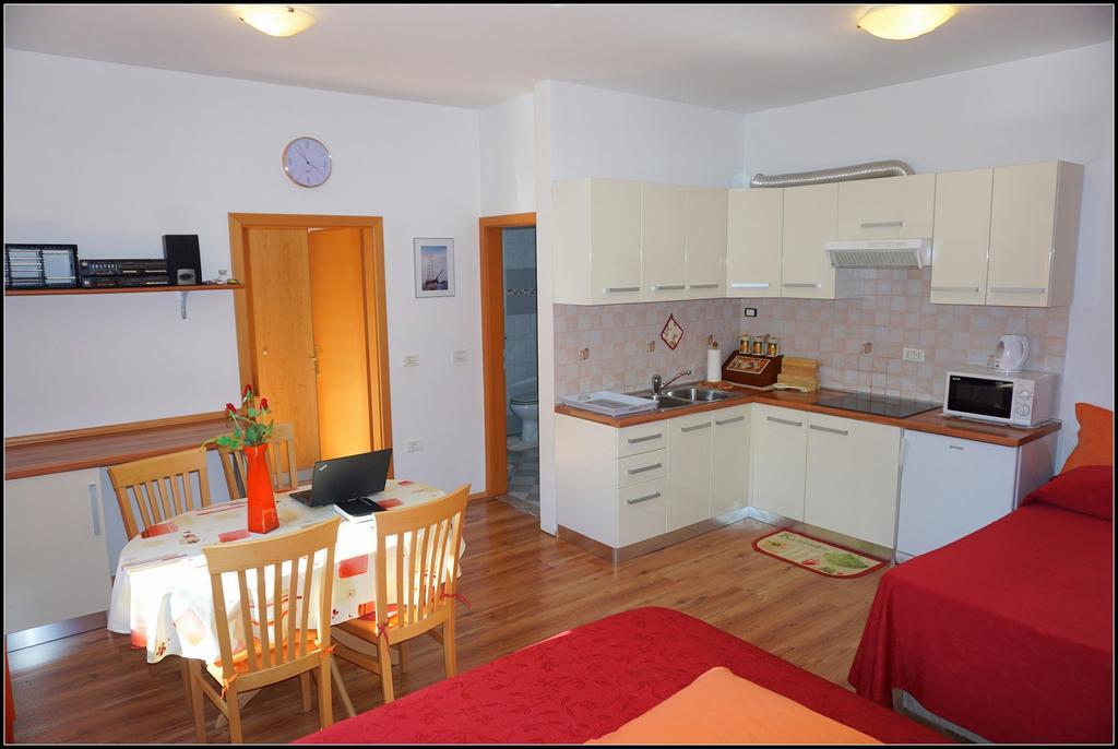 Orlando'S Apartments Oj Izola Zewnętrze zdjęcie